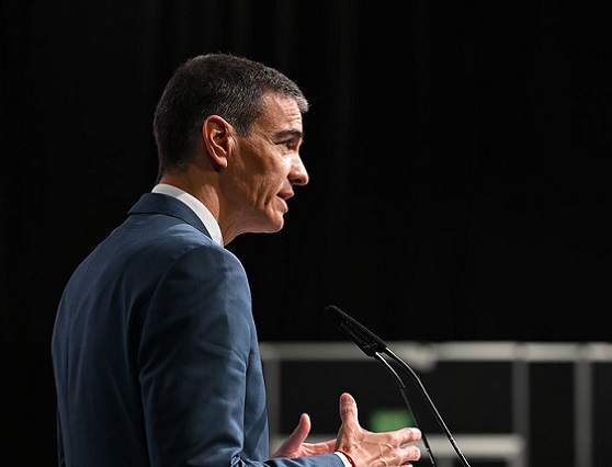 Sánchez rechaza aumentar gasto en&nbsp;defensa