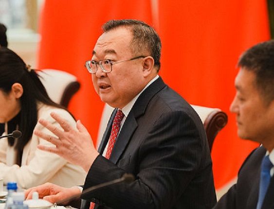 China detiene a diplomático&nbsp;propio