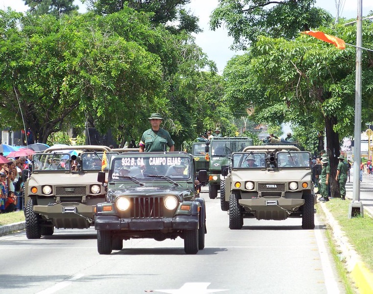Maduro envía militares a frontera&nbsp;colombiana